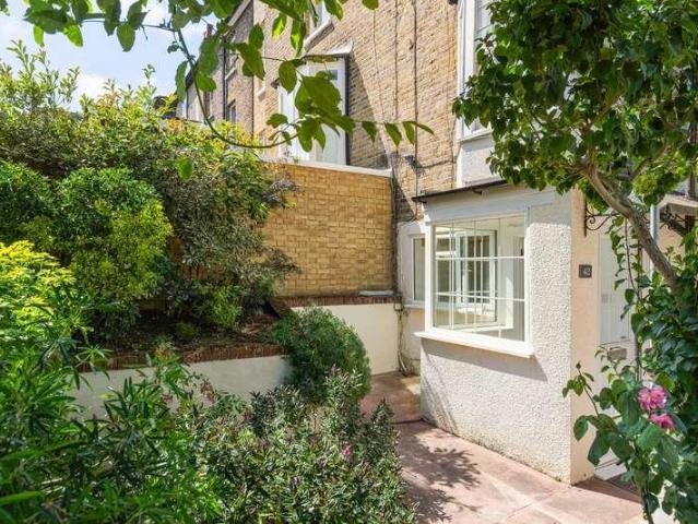 1 bed flat for sale