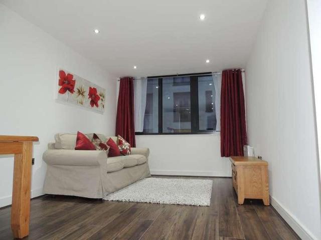 1 bed flat for sale
