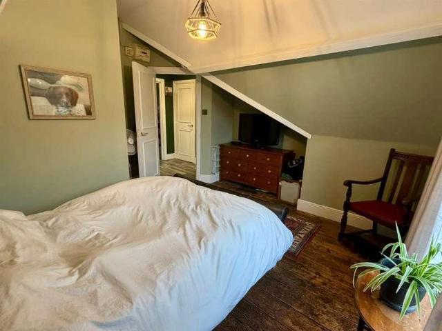 1 bed flat for sale