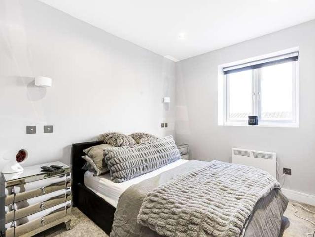 1 bed flat for sale