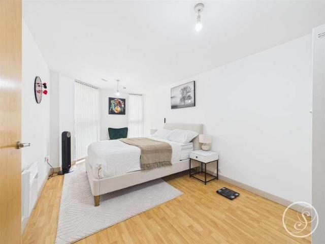 1 bed flat for sale