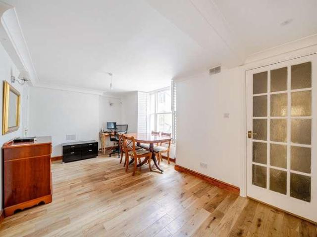 1 bed flat for sale