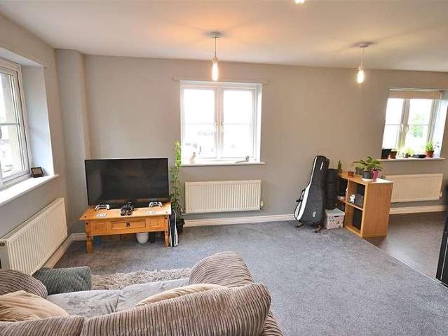 1 bed house for sale
