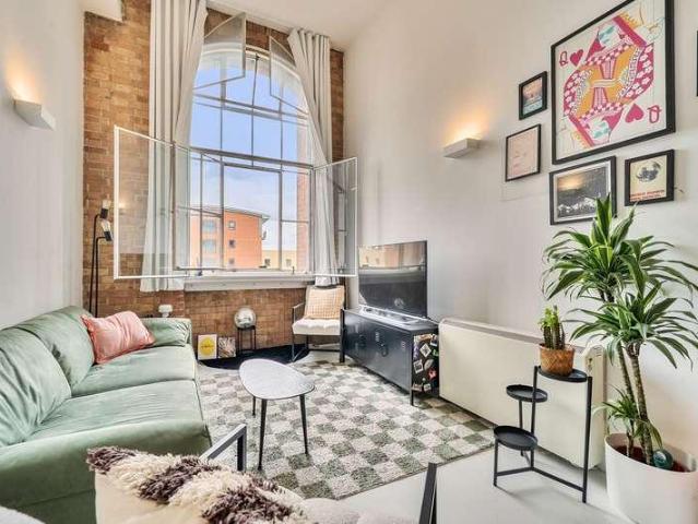 1 bed flat for sale