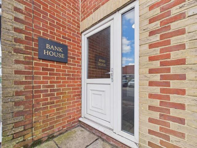 1 bed flat for sale