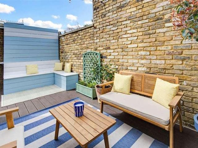 1 bed flat for sale