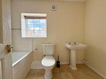 1 bed flat for sale