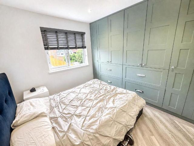 1 bed flat for sale