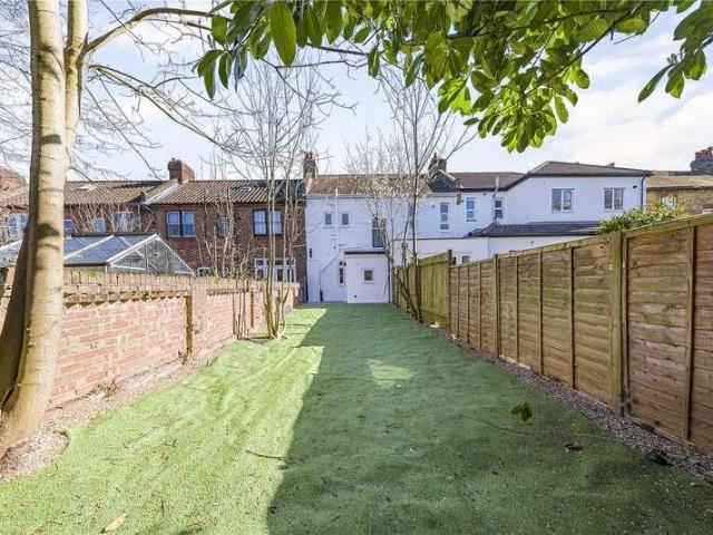 1 bed flat for sale
