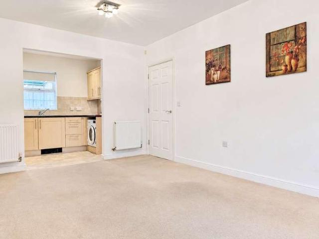 1 bed flat for sale
