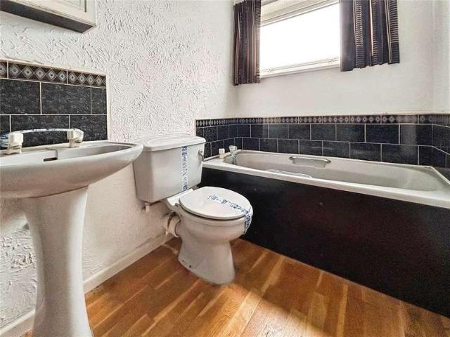 1 bed flat for sale