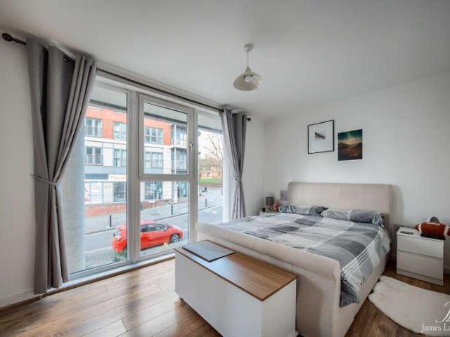 1 bed flat for sale