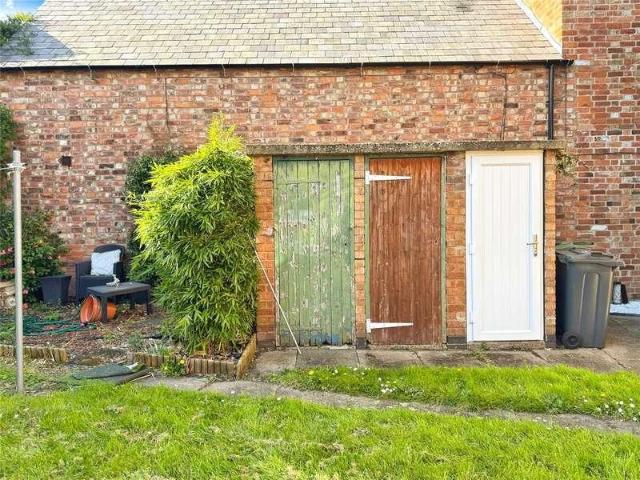 1 bed flat for sale