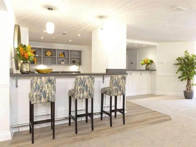 1 bed flat for sale