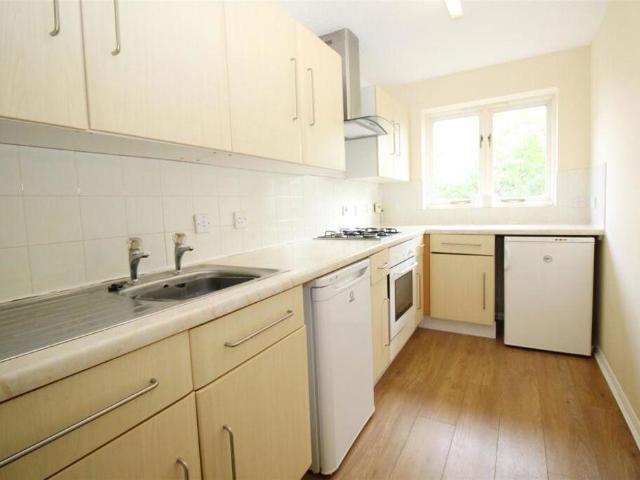1 bed flat for sale