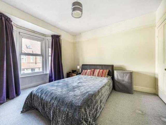 1 bed flat for sale