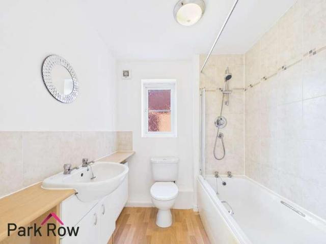 1 bed flat for sale