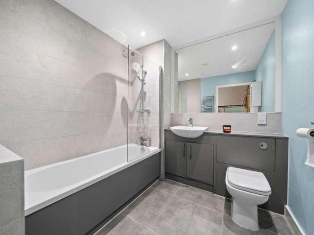 1 bed flat for sale