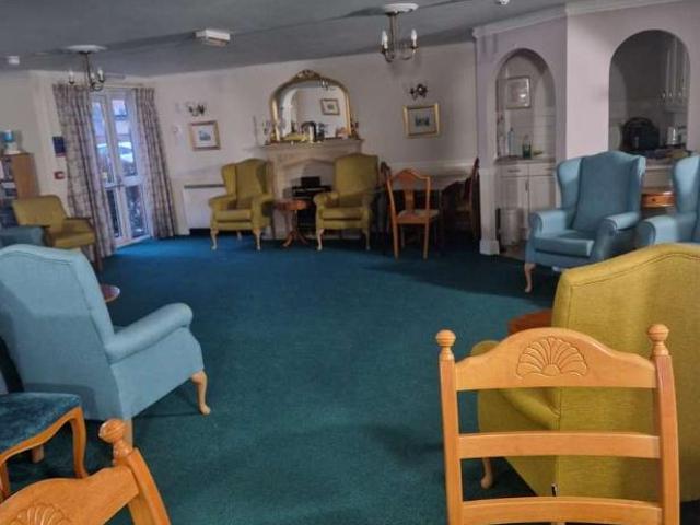 1 bed flat for sale