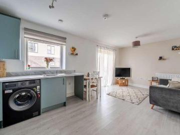 1 bed flat for sale