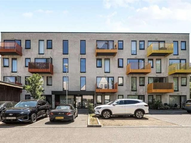 1 bed flat for sale