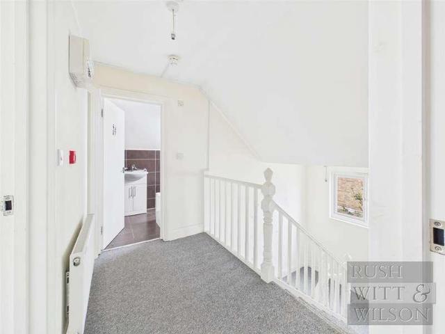 1 bed flat for sale