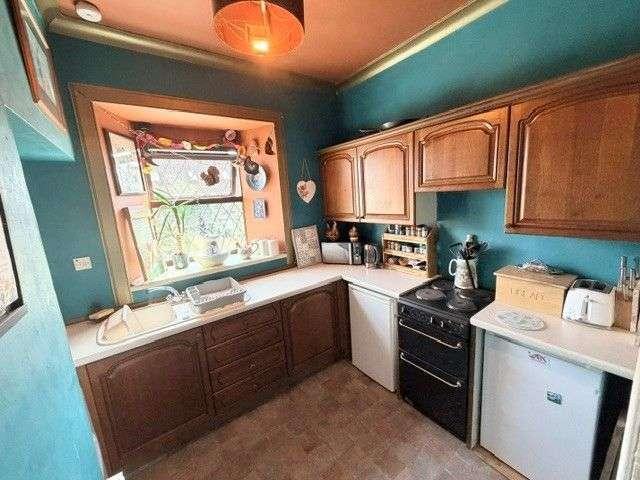1 bed flat for sale