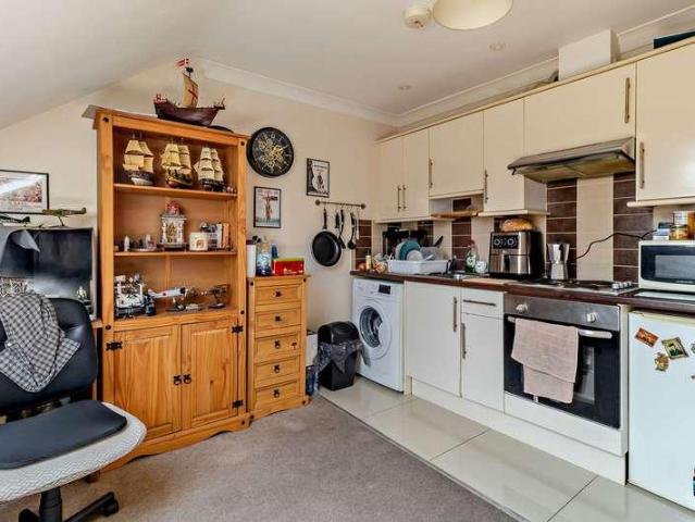1 bed flat for sale