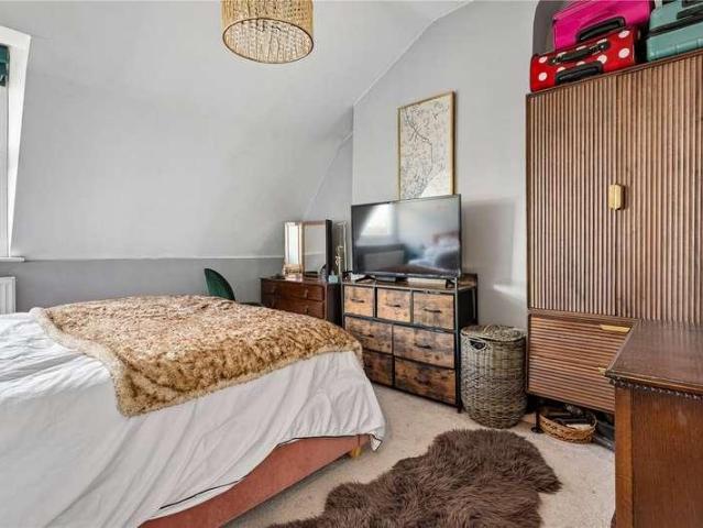 1 bed flat for sale