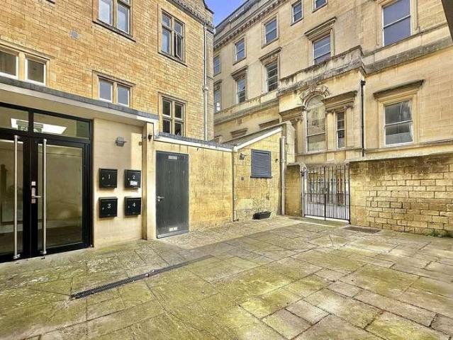 1 bed flat for sale