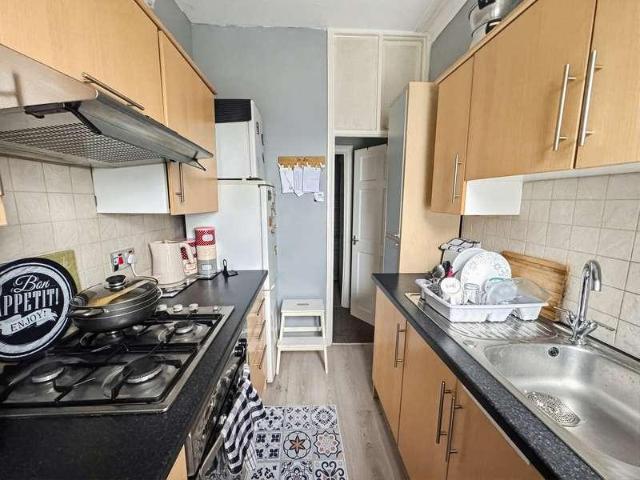 1 bed flat for sale