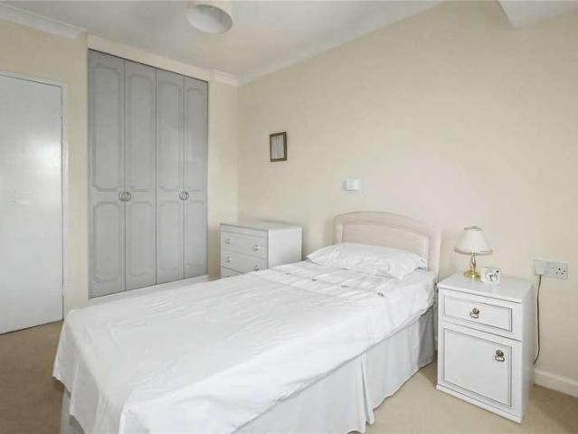 1 bed house for sale
