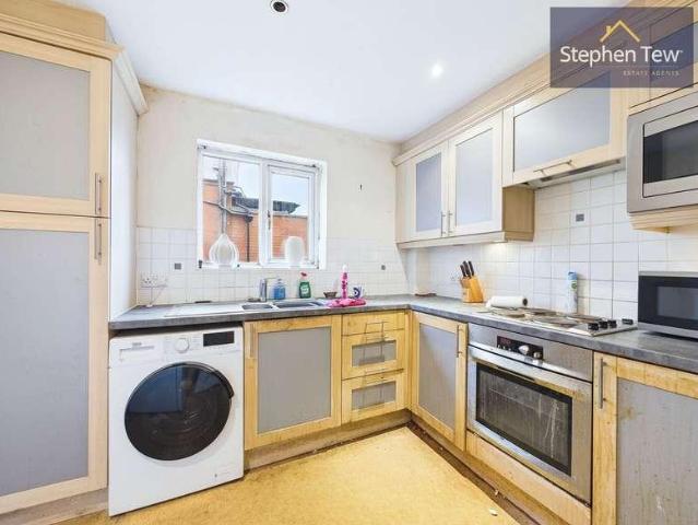 1 bed flat for sale
