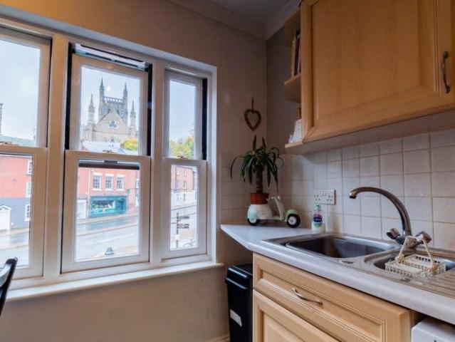 1 bed flat for sale