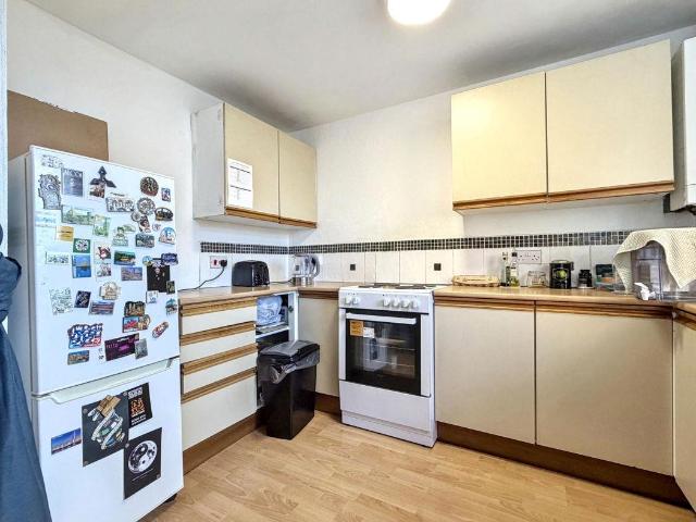 1 bed flat for sale