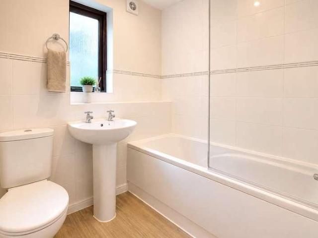 1 bed flat for sale