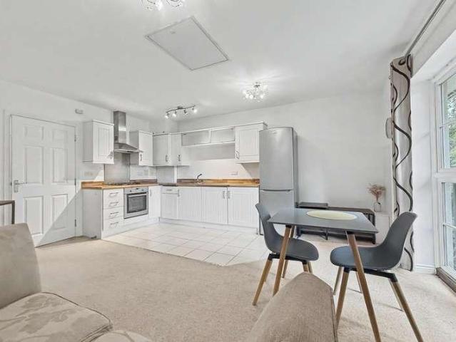 1 bed flat for sale