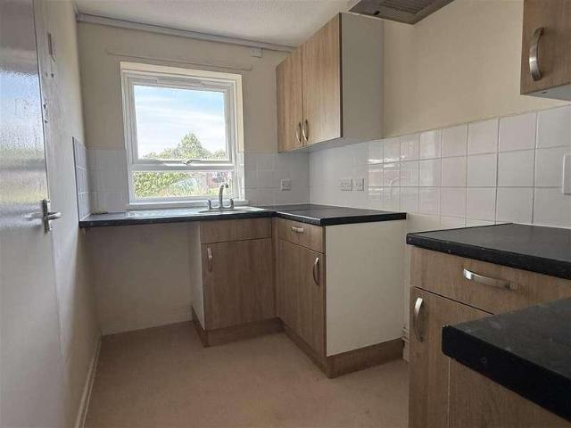 1 bed flat for sale