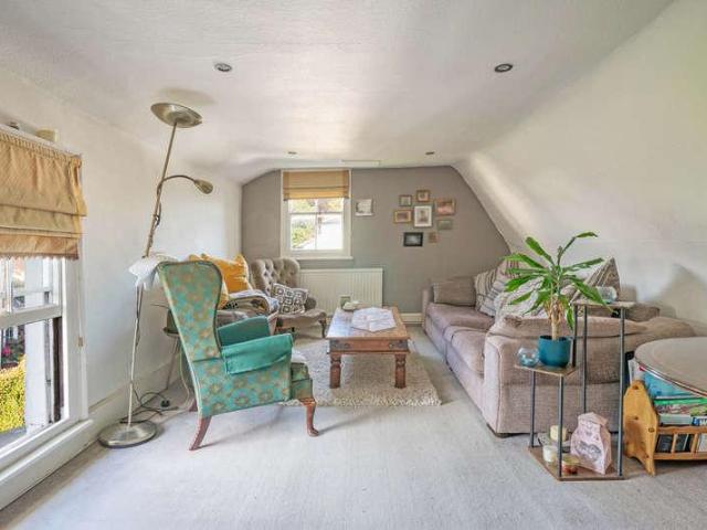 1 bed flat for sale