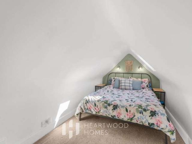 1 bed flat for sale
