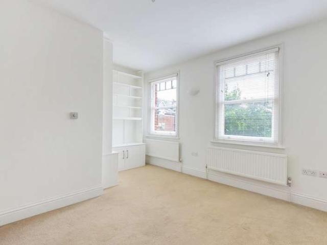 1 bed flat for sale
