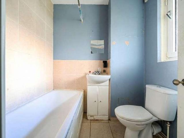 1 bed flat for sale