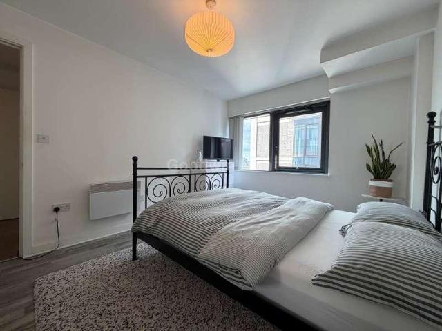 1 bed flat for sale