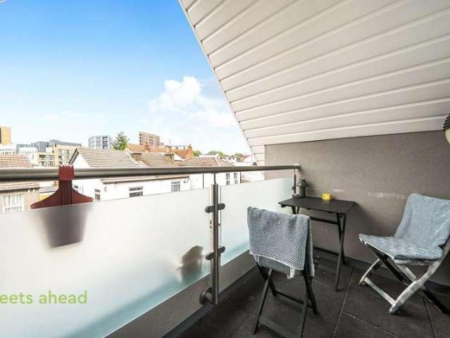 1 bed flat for sale