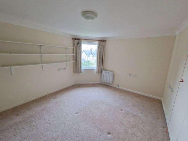 1 bed flat for sale