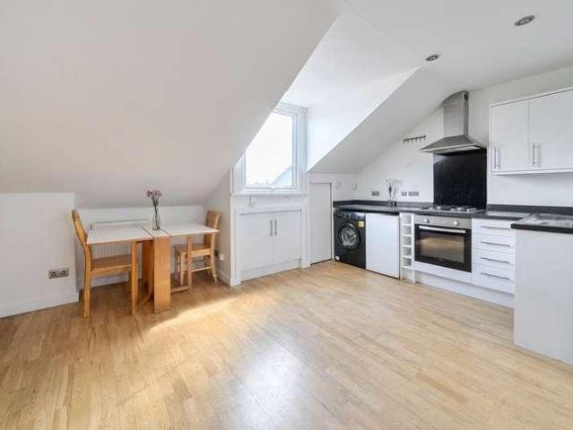 1 bed flat for sale
