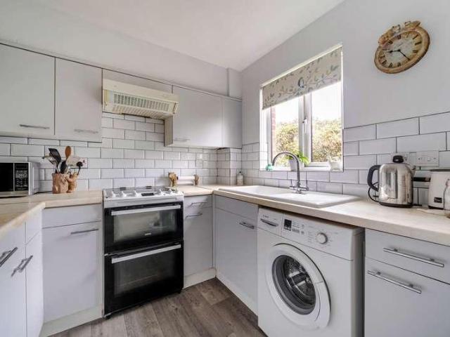 1 bed flat for sale