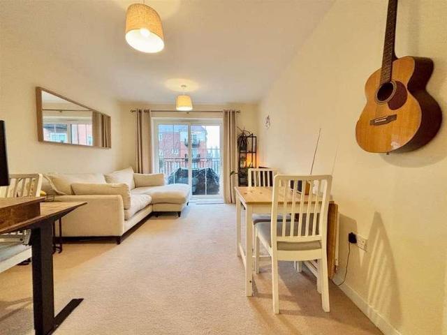 1 bed flat for sale