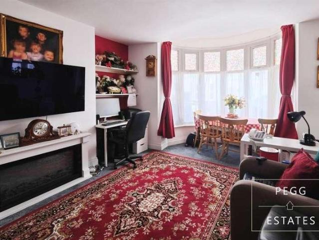 1 bed flat for sale
