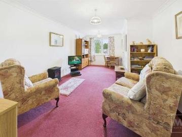 1 bed flat for sale